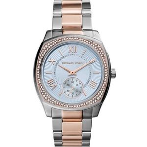 Brand new MICHAEL KORS watch.